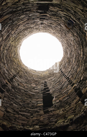 Broch de Mousa, tour de défense en pierre, ca 100 BC, 44 pieds (13 m) de haut, les mieux conservés en Europe, îles Shetland, Écosse Banque D'Images