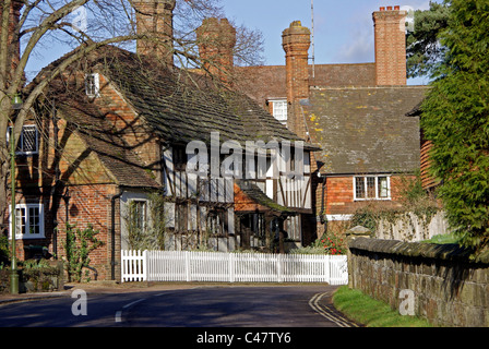 Bâtiments à ossature bois dans le village de Lindfield West Sussex England Banque D'Images