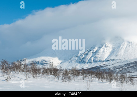 Nuages sur les montagnes, Sjoefallet akka Stora Nationalpark, Norrbotten, Laponie, Schweden Banque D'Images