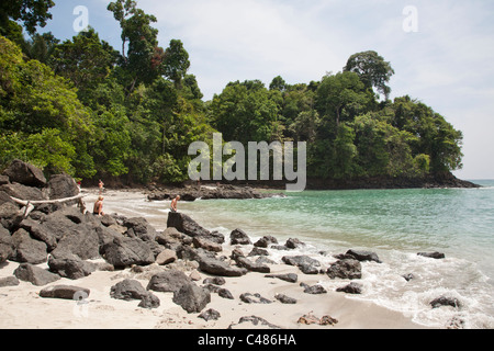 Playa Manuel Antonio Beach, parc national Manuel Antonio en province de Puntarenas, Costa Rica Banque D'Images