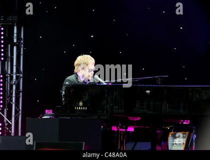 ELTON JOHN Elton John CONCERT SCARBOROUGH Scarborough ANGLETERRE 05 Juin 2011 Banque D'Images