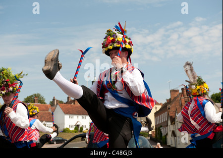 Morris Dancing in Thaxted et villages environnants du North Essex, Angleterre, où le centenaire de la Thaxted Festival Morris Banque D'Images