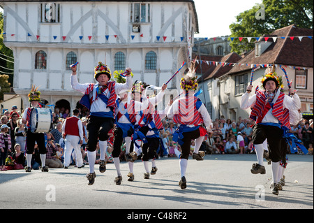 Morris Dancing in Thaxted et villages environnants du North Essex, Angleterre, où le centenaire de la Thaxted Festival Morris Banque D'Images