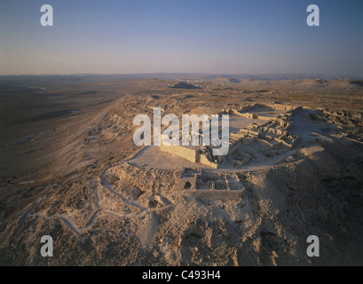 Photographie aérienne des ruines d'Ovdat dans le désert du Néguev Banque D'Images