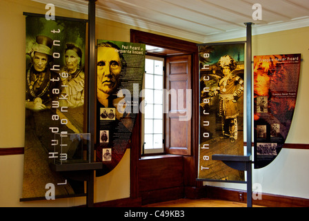Maison historique Maison Tsawenhohi signes musée l'histoire de la famille de dire huron-wendat quelques Premières Nations Banque D'Images