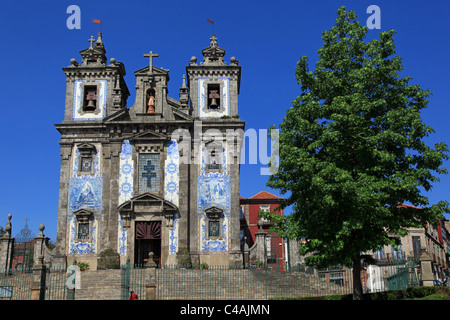 L'église Igreja de Santo Ildefonso, Porto, Portugal Banque D'Images