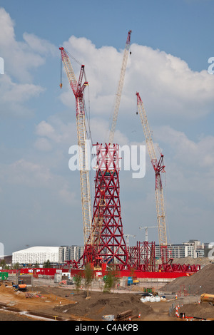 Anish Kapoor's Olympic 2012, Mittal tour orbitale en construction, Londres, Stratford, Angleterre, Royaume-Uni. Banque D'Images