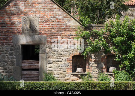 Jardin dependances, Pockerly Old Hall, au nord de l'Angleterre Open Air Museum, Beamish, Co Durham. Banque D'Images