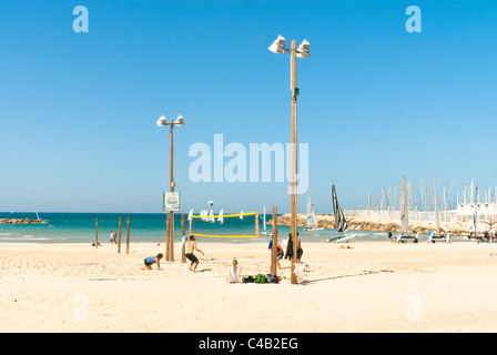 Tel Aviv est un beta + world city, aux côtés de villes comme Barcelone et San Francisco.[9] connu sous le nom de 'La Ville Qui Ne Dort Jamais", Banque D'Images