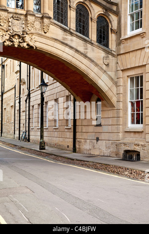 Pont Hertford connu sous le Pont des Soupirs, Hertford College, Université d'Oxford, Oxfordshire, Angleterre, Royaume-Uni, Grande Bretagne Banque D'Images