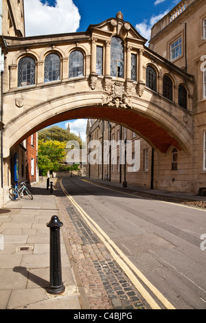 Pont Hertford connu sous le Pont des Soupirs, Hertford College, Université d'Oxford, Oxfordshire, Angleterre, Royaume-Uni, Grande Bretagne Banque D'Images