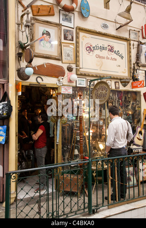 Salon des Antiquaires de San Telmo et du marché, Buenos Aires, Argentine Banque D'Images