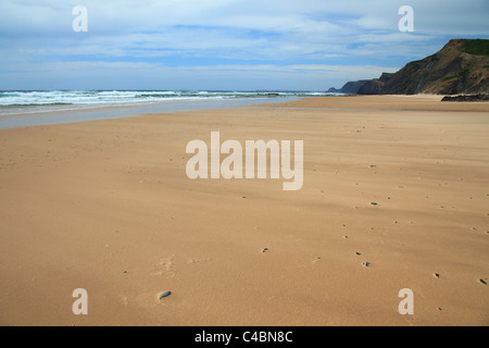 Cordama beach Costa Vicentina, côte ouest de l'Algarve au Portugal Banque D'Images