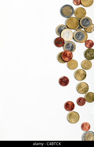 Un tas d'Euros et cents disposés sur le plancher Banque D'Images