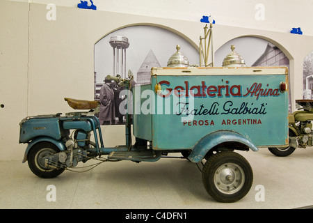Lambretta Scooter & museum, Rodano, province de Milan, Italie Banque D'Images