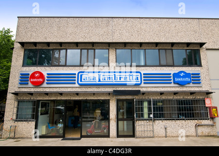Lambretta Scooter & museum, Rodano, province de Milan, Italie Banque D'Images