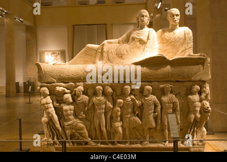 Rez-de-chaussée du Musée National, Beyrouth, Liban. Cette 2ème ANNONCE de siècle sarcophage en marbre illustre la légende d'Achille Banque D'Images