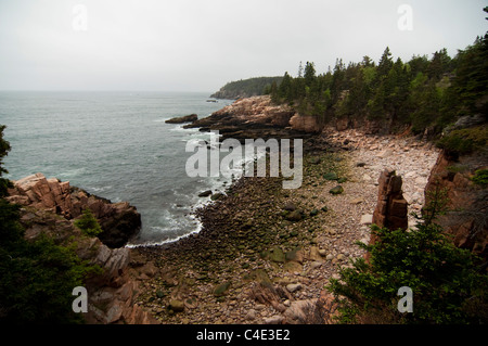 Monument Cove dans l'Acadia National Park sur Mount Desert Island, dans le Maine. Banque D'Images