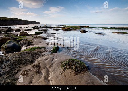 Boggle Hole, Robin Hoods Bay, East Coast Yorkshire, Angleterre Banque D'Images