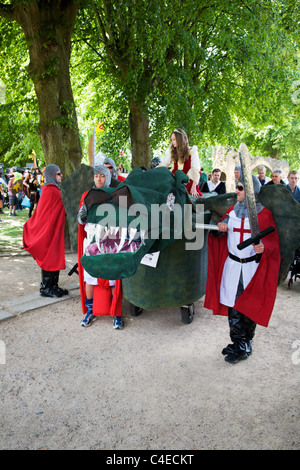 Grand lit de Knaresborough Race 2011 North Yorkshire Knaresborough Banque D'Images