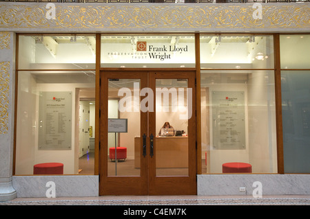 La Frank Lloyd Wright Preservation Trust, dans le Rookery Building, à Chicago. Wright a conçu le Rookery Hall en 1905. Banque D'Images