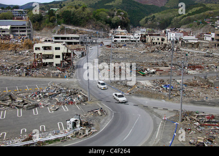 La ville dévastée par le Japon Miyagi Onagawa Tsunami Banque D'Images