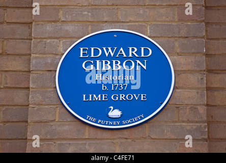 La société putney blue plaque marquant le lieu de naissance de l'historien Edward Gibbon en 1737, à Putney, Londres, Angleterre du Sud-Ouest Banque D'Images