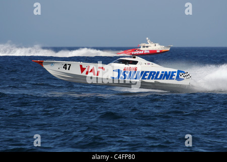 Bateau de classe Evo no 47 Au cours de l'océan Silverline UIM Grand Prix de course de sprint, Malte, 11 juillet 2011 Banque D'Images