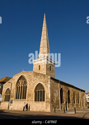 St Michael's Church Southampton Hampshire England UK en face de la Maison Tudor partie de la vieille ville médiévale Southampton Banque D'Images