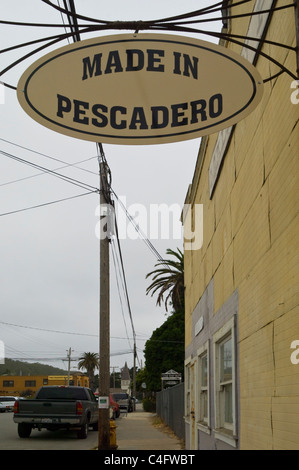 Fait à Pescadero signe sur store à Pescadero, Comté de San Mateo, Californie Banque D'Images