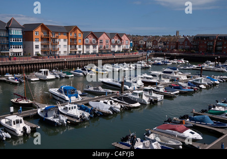 Exmouth Quay et du port de plaisance avec des appartements modernes, Devon, England, UK Banque D'Images