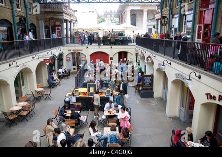 Marché de Covent Garden's Restaurants Banque D'Images