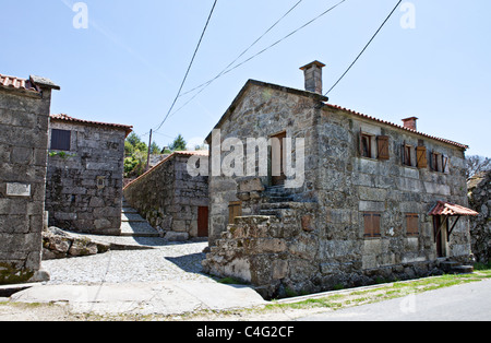 Village de pierre dans le parc national de Peneda Gerês, Portugal Banque D'Images