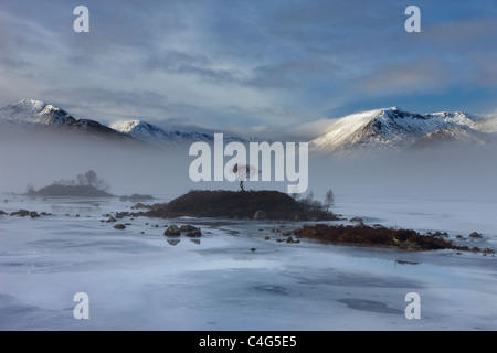 Lochan na h-Achlaise & Le Mont Noir en hiver, Argyll et Bute, Highlands, Scotland, UK Banque D'Images