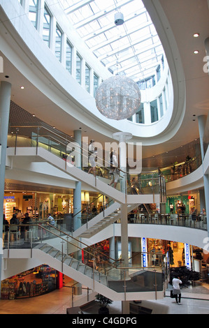 Atrium intérieur du centre commercial Sandens, Markensgate, Kristiansand (Christiansand), comté d'Agder, Norvège Banque D'Images