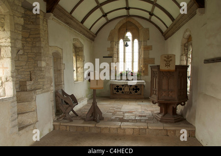Le choeur de l'église du 12ème siècle à whitcombe près de Dorchester. Le poète William Barnes a été vicaire ici de 1847 à 1852. dorset, UK. Banque D'Images