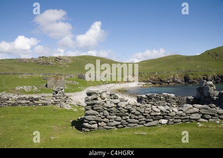 Fethaland îles Shetland Ecosse bâtiments abandonnés dans ce village une fois le plus achalandé du Shetland haaf, poste de pêche Banque D'Images