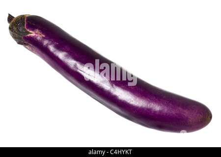 Brinjal Long et mince isolé sur fond blanc Banque D'Images