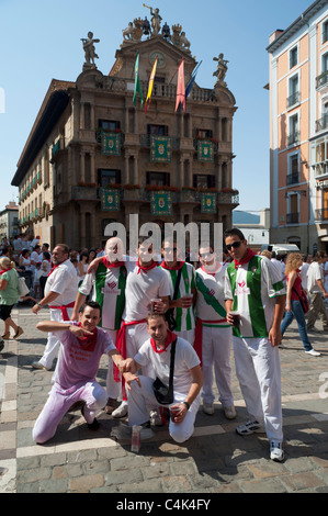 Les participants, la fête de la rue san Fermín, Pamplona, Navarra (Navarre), l'Espagne, l'Europe. Banque D'Images