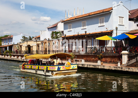 Une croisière sur la rivière Melaka, Melaka, Malaisie Banque D'Images