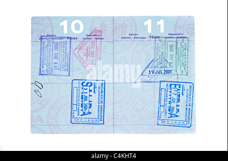 Utilisé un passeport avec visa stamps de la Malaisie, l'Indonésie et au Honduras. Banque D'Images