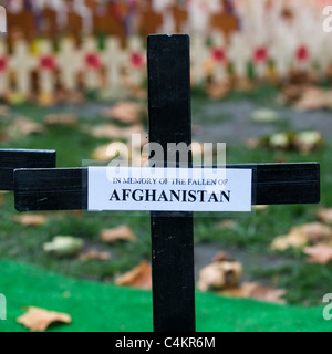 Le jour du Souvenir, une croix à la mémoire des morts de l'Afghanistan Banque D'Images