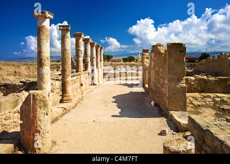 Colonnes romaines, maison de Theseus,, Parc archéologique de Paphos, Paphos, Chypre, Banque D'Images