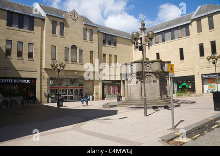 Perth Scotland UK à l'entrée piétonne du centre commercial de St John's dans la ville Banque D'Images