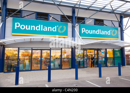 Poundland discount store au Royaume-Uni Banque D'Images