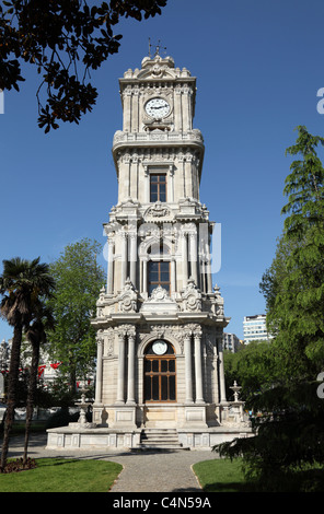 Au tour de l'horloge du Palais de Dolmabahçe à Istanbul, Turquie Banque D'Images