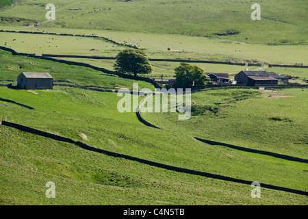 À l'égard de Castleton près du haut de Mam Tor Banque D'Images