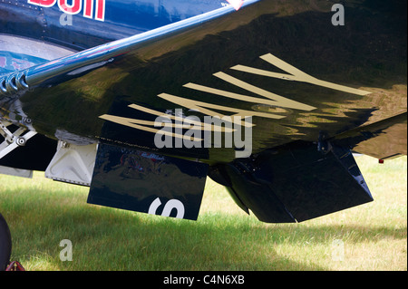 Chance Vought F4U-4 Corsair Flying Bulls Red Bull MEMORIAL AIR SHOW 2011 Roudnice nad Labem République Tchèque Banque D'Images