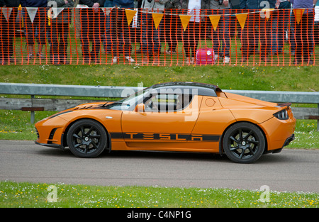 Tesla Roadster Zéro Emmission première voiture de sport à l'Alford Musée des Transports Grampian, Aberdeenshire, Ecosse. 7252 SCO Banque D'Images