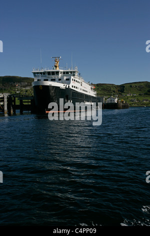 Caledonian MacBrayne 'ferry' Hébrides accosté à Uig sur l'île de Skye, Inner Hebrides Banque D'Images